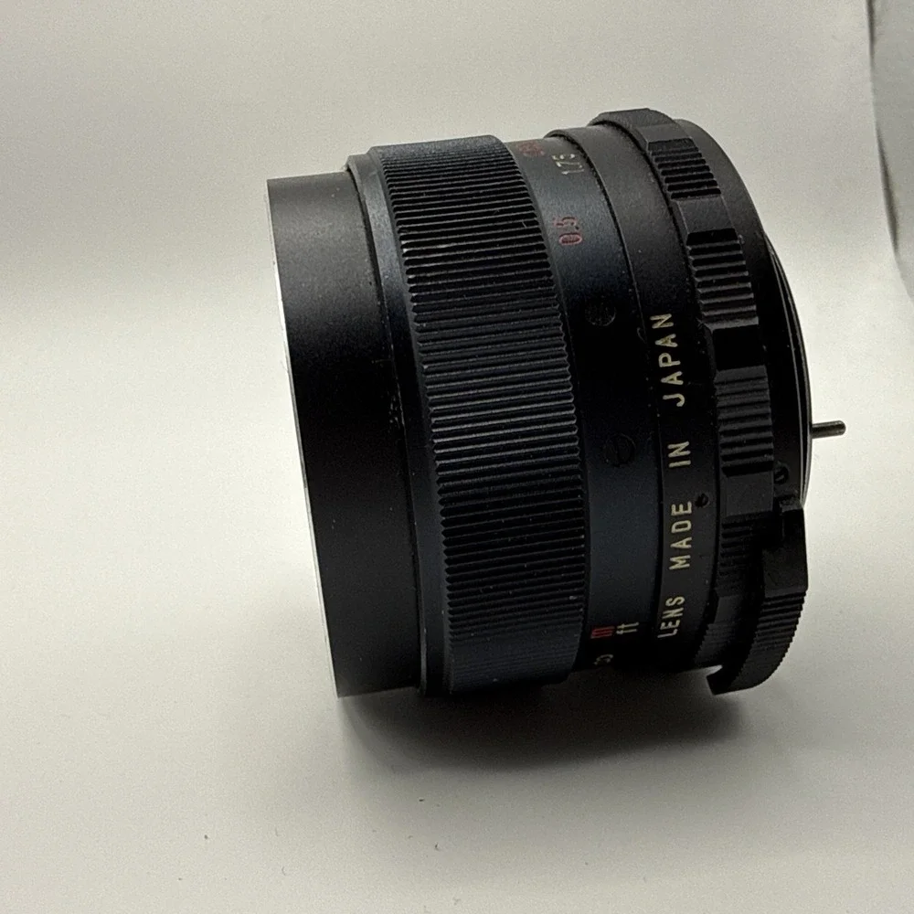 Auto Mamiya/Sekor SX 55 mm 1:1.8 Screw Mount Lens. Made In Japan. Lens Hood.